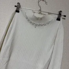 長袖トップス