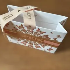 Christian Dior ショップ袋 バタフライ柄のサムネイル