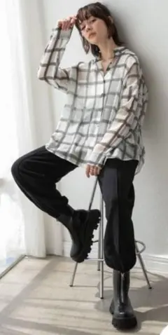 新品·未使用·未開封 JEANASISサステナブルスウェットジョガーパンツ