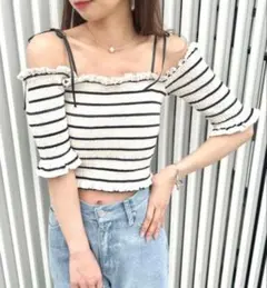 CHICO オフショル　トップスのサムネイル