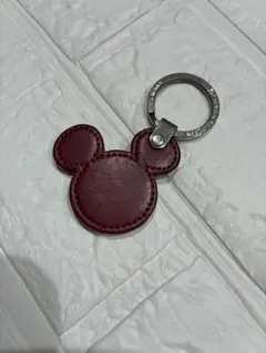 ミッキーマウス型赤レザーキーホルダー