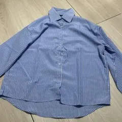 ブルーシャツ