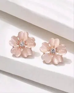 可愛い桜ピアス シルバーストーンピンクゴールドキラキラフラワー春お花桃色母の日