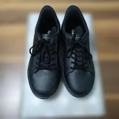ブラック スニーカー Amazon　フォクスセンス 24cm