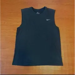NIKEナイキ Dri-FITドライ フィットスリーブレス フィットネスシャツ