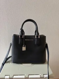 MICHAEL KORS ブラック ショルダーバッグ