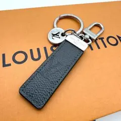 最終値下げ ルイヴィトン キーホルダー LVパドロック - メルカリ