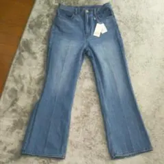 センスオブプレイス センタープレスフレアデニム【新品、未使用】タグ付き