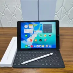 iPad 第10世代 10.9インチ 64GB Keyboard タッチペン - メルカリ