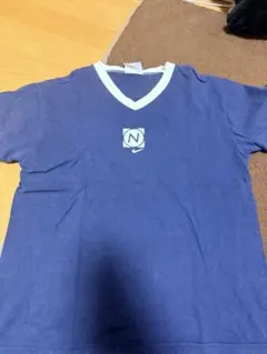 Nike ネイビー Vネック Tシャツ 激レア✨