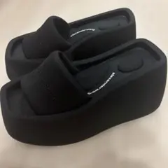 美品【Alexander Wang】定価92400円タジプラットフォームサンダルのサムネイル