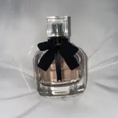 イブランローラン モンパリ50ml 香水 数回使用 お買い得！ - メルカリ
