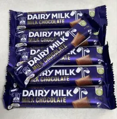 新品未開封　キャドバリー デイリーミルク 50g ミルクチョコレートのサムネイル
