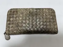 BOTTEGA VENETA イントレチャート ラウンドジップ 長財布 9077 - メルカリ