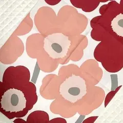 マリメッコ生地　"PIENI UNIKKO" (日本限定色)