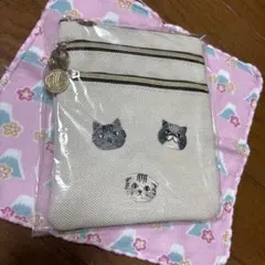 KALDI 猫刺繍ポーチ 約19cm x 14cm