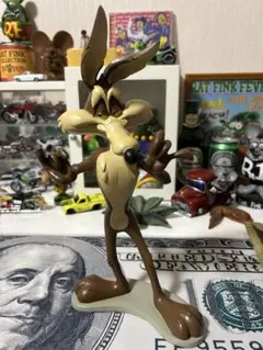 ※新品※　ワイリーコヨーテ　フィギュア　立ち姿 ワイリー・コヨーテ 150cm 等身大フィギュア : ドリームフィギア