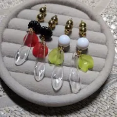 ハンドメイド カラフル ピアス2点セット