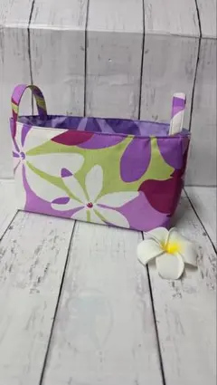 ハワイアン生地　ハンドメイド　　小物入れ