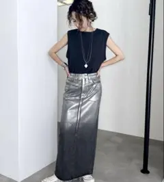 B.C STOCK DU JOUR/LEAN FOIL JEAN SKIRTのサムネイル