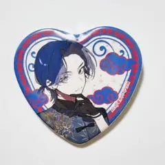 ツリービレッジカフェ KAITO トレーディングハート缶バッジ - メルカリ