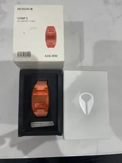 NIXON THE CORP オールブライトコーラルのサムネイル