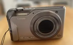 CASIO EXILIMコンパクトデジタルカメラEX-H10シルバー【美品】のサムネイル