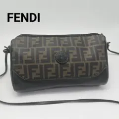 極美品✨フェンディ　ショルダーバッグ　ブラック　黒　ズッカ