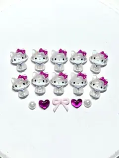 再販❣️人気　ネイルパーツ チャーミーキティ　ハート　リボンセットのサムネイル