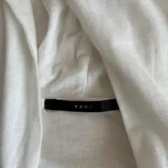 YEVS ホワイト ジップアップパーカーのサムネイル