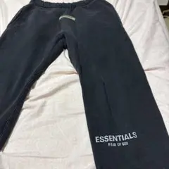 ESSENTIALS FEAR OF GOD ブラックジョガーパンツ
