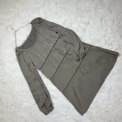 ピエスモンテ　ワンピース　M　フレアワンピース　膝丈　長袖　カーキのサムネイル