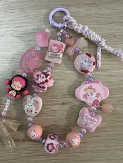 ハンドメイド ピンク携帯ストラップ
