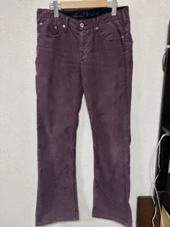 LEVI’Sコーデュロイパンツ