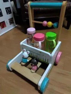 the bears' school 木製手押し車 カタカタ くまのがっこうのサムネイル