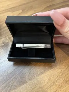 新品同様　BURBERRY BLACK LABEL ネクタイピン シルバー