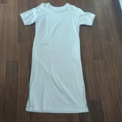 UNIQLO ロングワンピース マタニティ服 S ホワイト