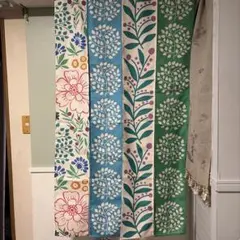 ボタニカル柄 4連のれん