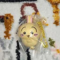 匿名配送♢ちいかわビスケット　マスコット　うさぎ