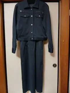 アステシオ　ダークグレー　ジャケット&ジャンパースカート　セットアップ