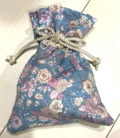 ブルー花柄　ハンドメイド　巾着　小さめ