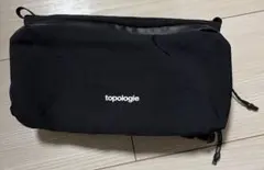 トポロジー　ボトル サコッシュミディアム　黒