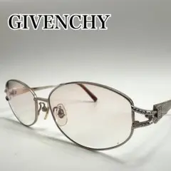 GIVENCHY