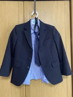 子供用　ネイビー ジャケット・ショートパンツ セット　110