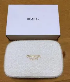 【新品・未使用】 シャネル CHANEL 2024 クリスマスコフレ ポーチ