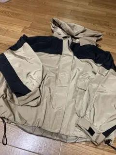 W closet フード付きマウンテンパーカー ベージュ/ネイビー