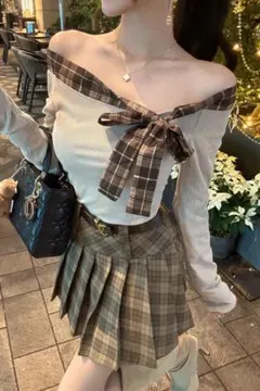 オフショルリボンチェックトップス