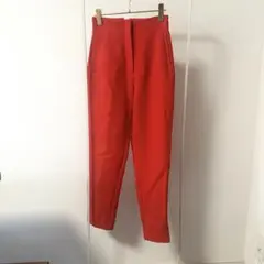 赤 カジュアルパンツ