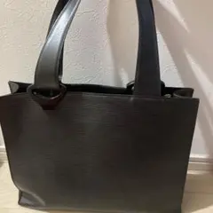 LOUIS VUITTON エピ ビジネスバッグ ブラックのサムネイル