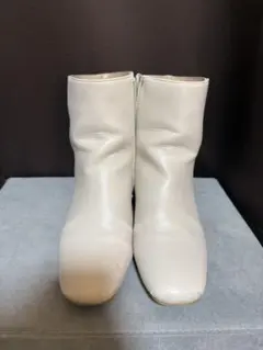 ショート ホワイト